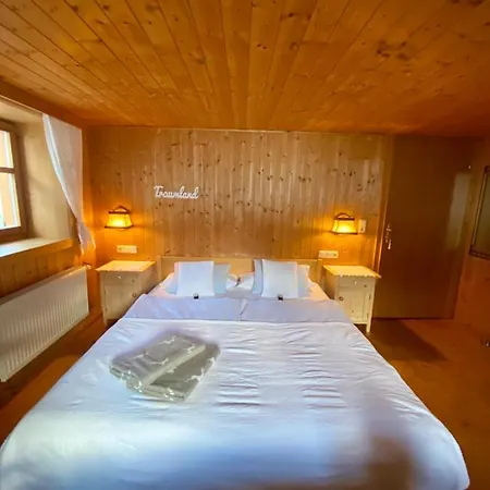 Апартаменты Aelpler Stuba Am Laerchenhof