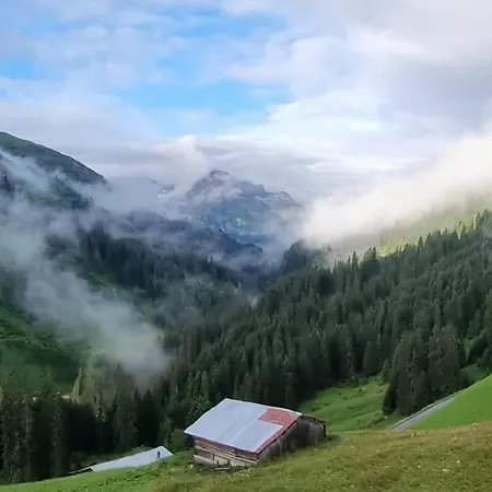 Апартаменты Aelpler Stuba Am Laerchenhof